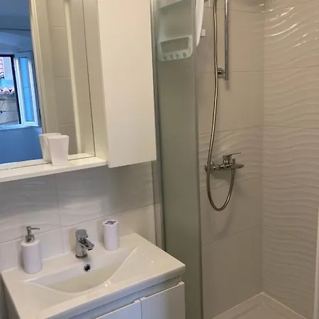Apartament 4* Posta / Butiga Couples Only